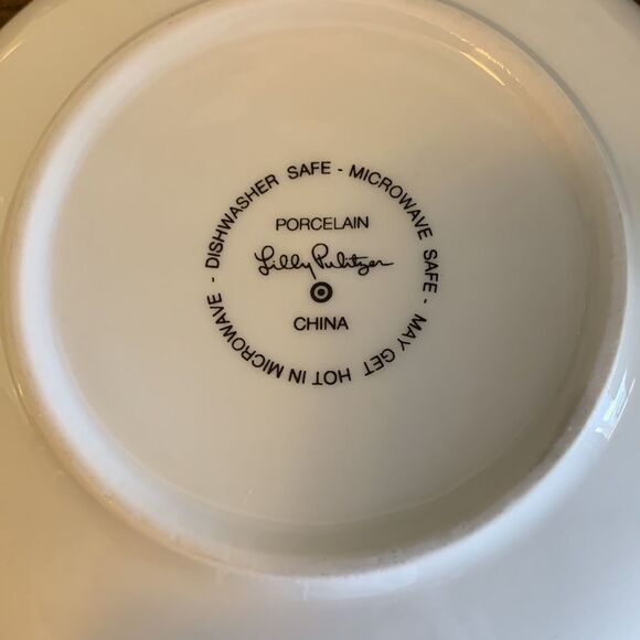 Lilly Pulitzer bowls – set up for. NWOT - Picture 2 of 7